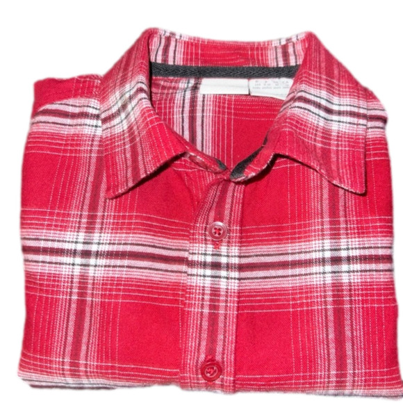 GREAT looking Boy’s fall plaid button down shirt - condition is like new - Picture 3 of 7